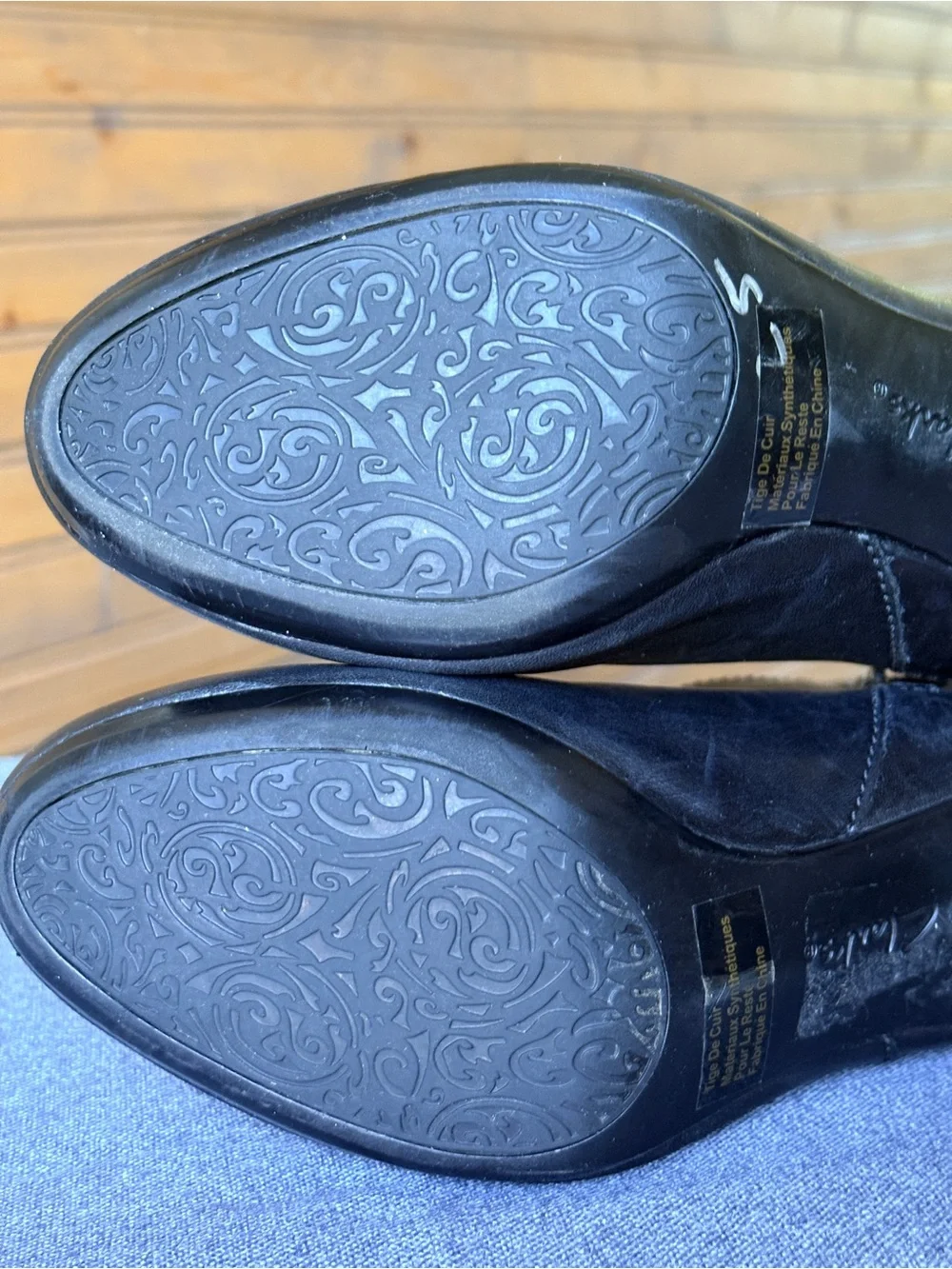 Clarks Artisan Fernwood Lake Black Leather Triple Buckle Booties 7.5 Like New